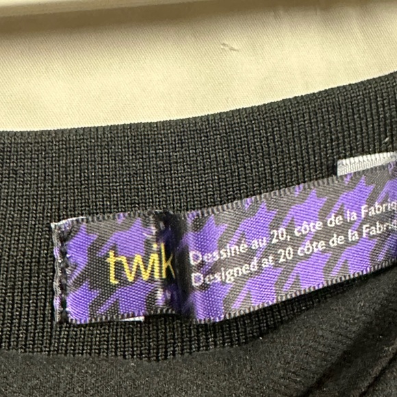 Twik buttoned black business pants. Size LG. - Picture 3 of 4